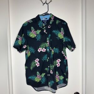 Chubbies Men Black Floral Button Up Short Sleeve Shirt Size Large